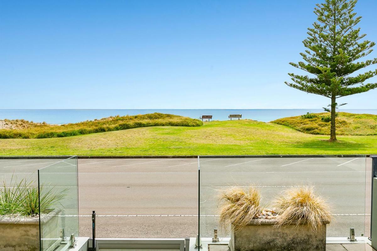 Beachfront Location Apartment Mount Maunganui Exterior photo